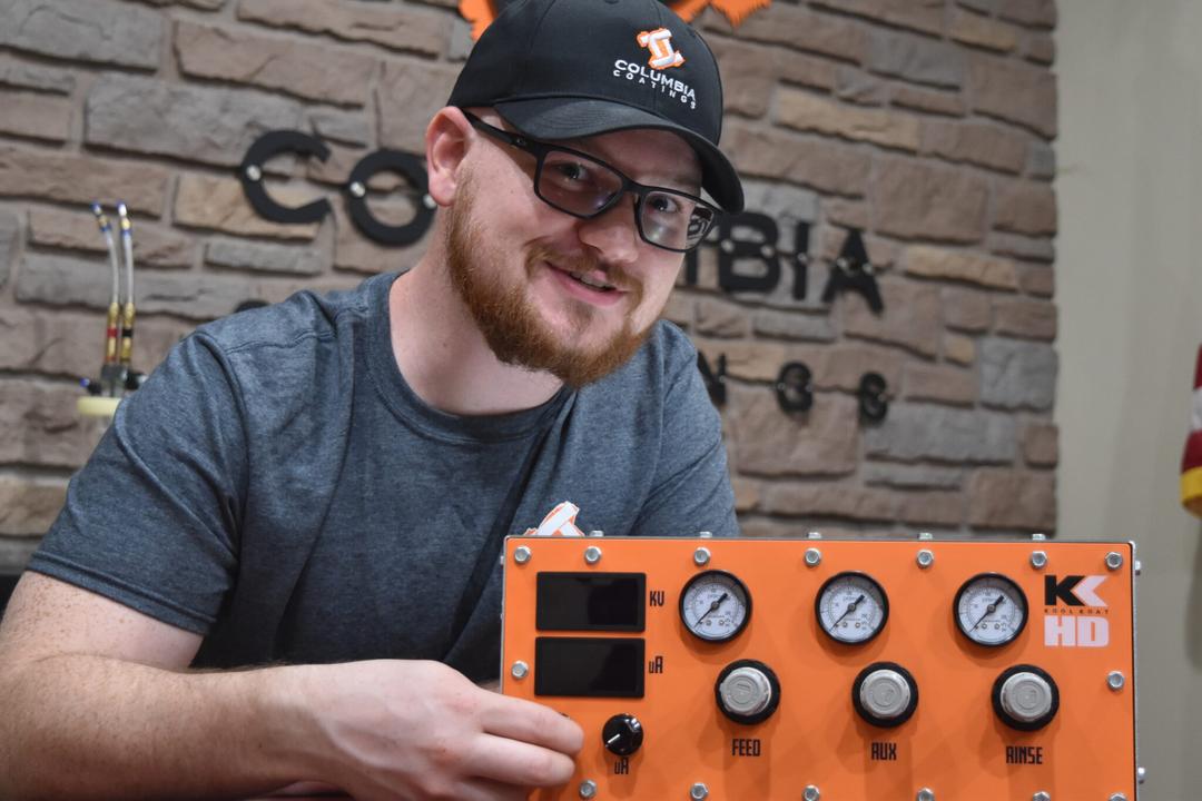 Product image 1 of 2